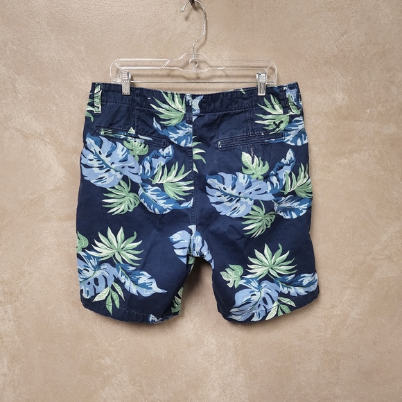 American Eagle Classic Men's Size 34 Blue Green Floral Chino Shorts - Picture 4 of 5
